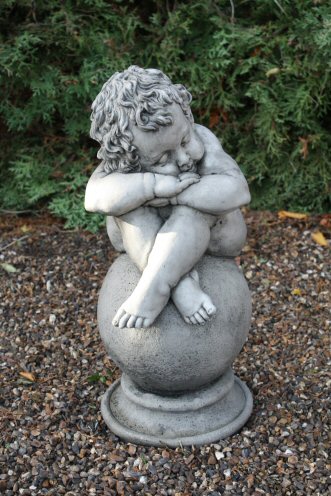 KAC93 Extra Large Cherub on Ball